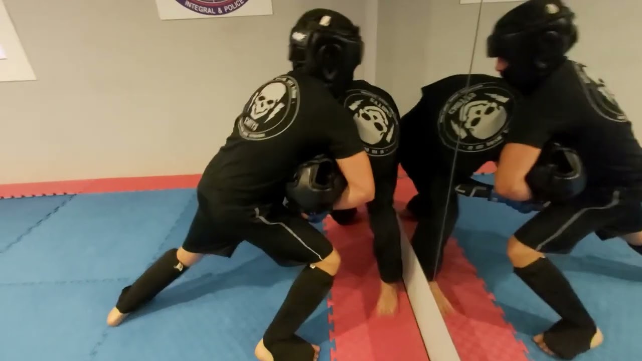Sparring defensa ante ataque de cuchillo