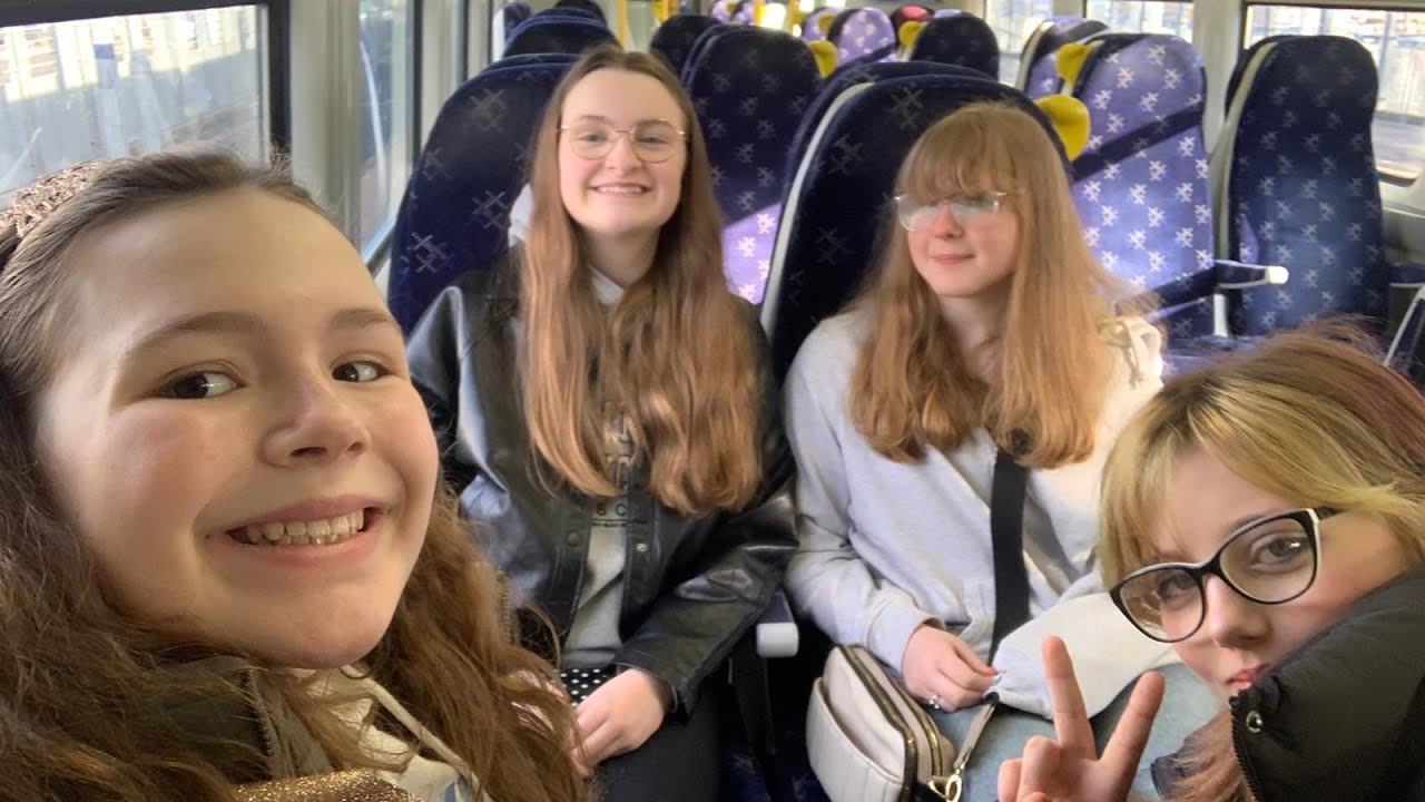 Edinburgh Day out Vlog!👥🏴󠁧󠁢󠁳󠁣󠁴󠁿  /A, V, B, M [M's version]