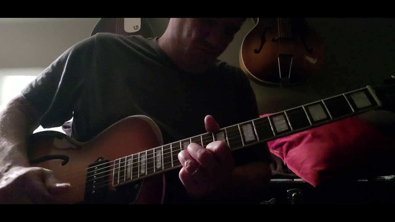 Grote Hollowbody play them blues son