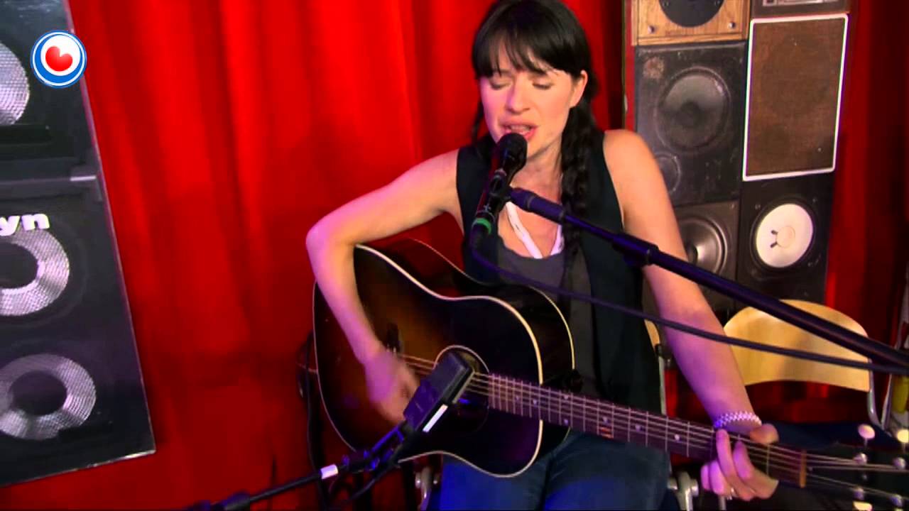 Amy Belle (UK) & Madera yn Noardewyn Live @ Omrop Fryslân