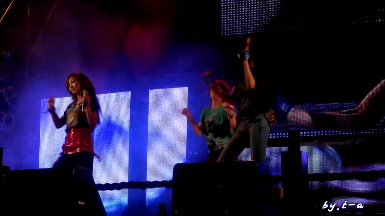 120721  f(x) talk_ hot summer