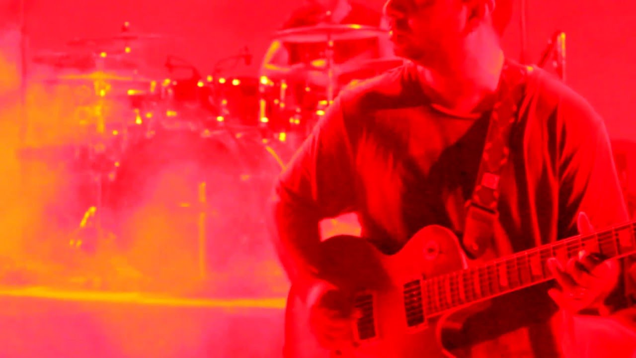 Avial - Chekele LIVE in Trivandrum 2015(Drum solo also)