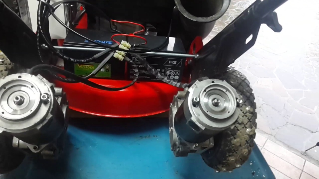 Rasaerba rc radiocomandato. Snapper mulching. Rc lawnmower with steering front wheels