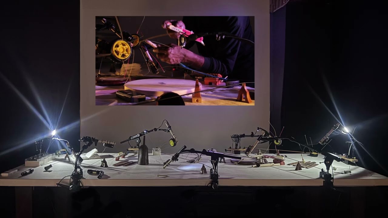 Endangered beings/instruments No.5: Desktop as an instrument to play sound & draw.