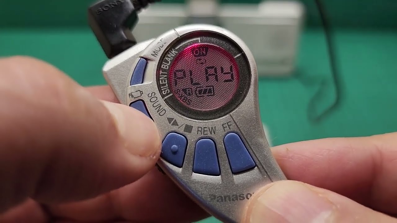 Panasonic RQ-SX73 Personal cassette player Walkman review | inside look