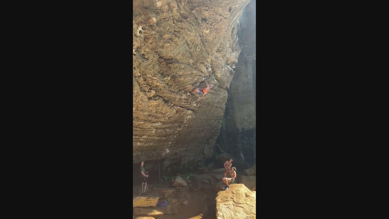 Beta-Vul Pipeline 5.12a - Bob Marley, Red River Gorge Kentucky