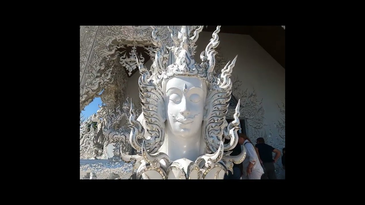 White Temple Wat Rong Khun in Chiang Rai