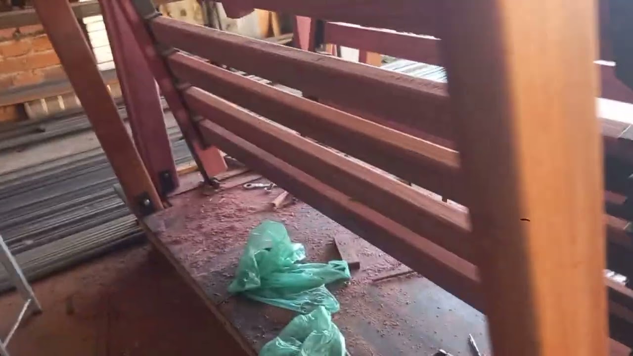 Tronco de contenção pantaneiro