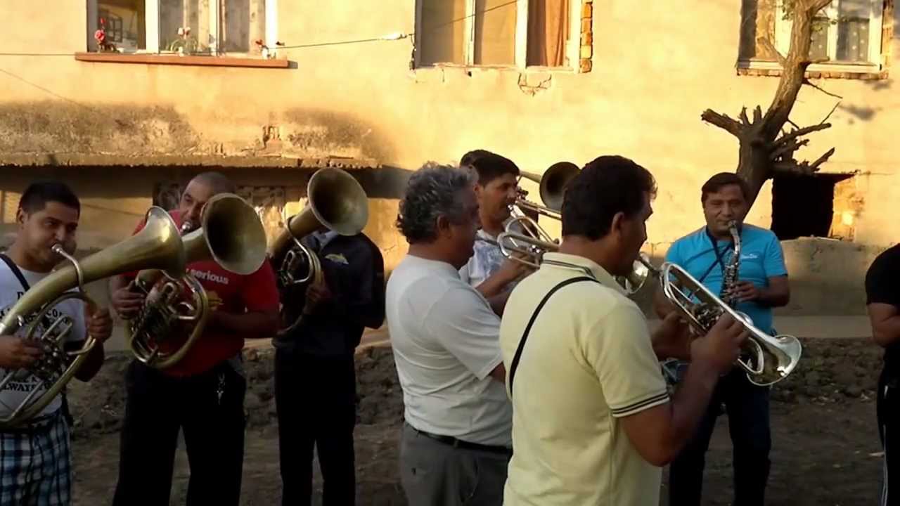 Bratia Angelovi- chast 1; 2012-10-05-305.mp4