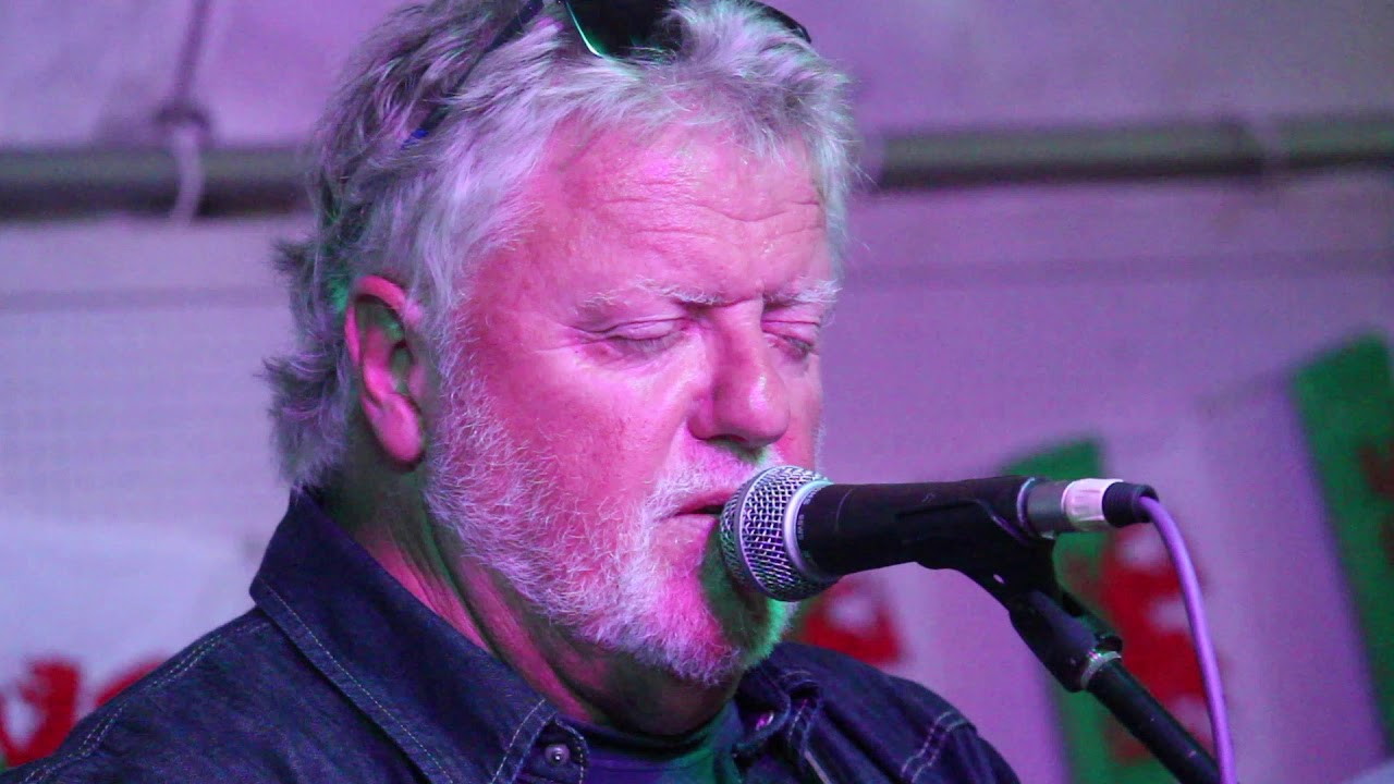 Peintio'r Byd yn Goch  - John ac Alun