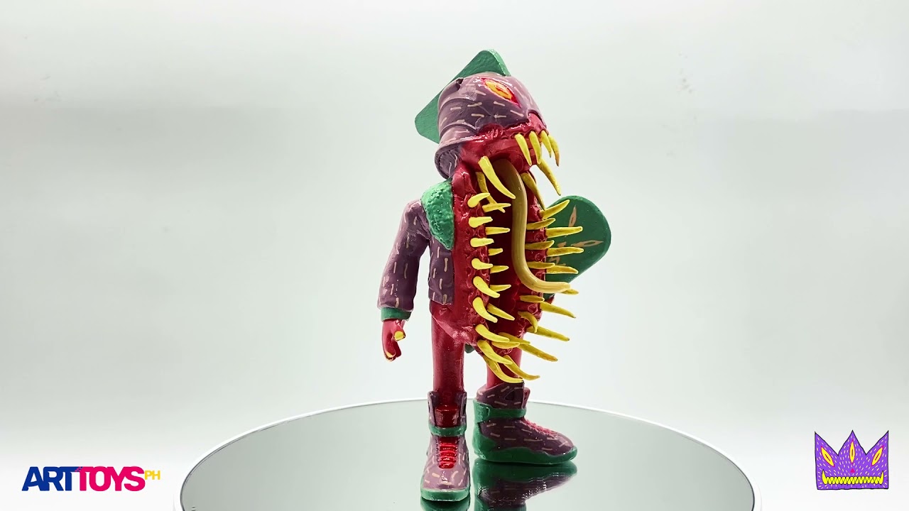 Virtual Display: Space Monster by Rymnd Gev