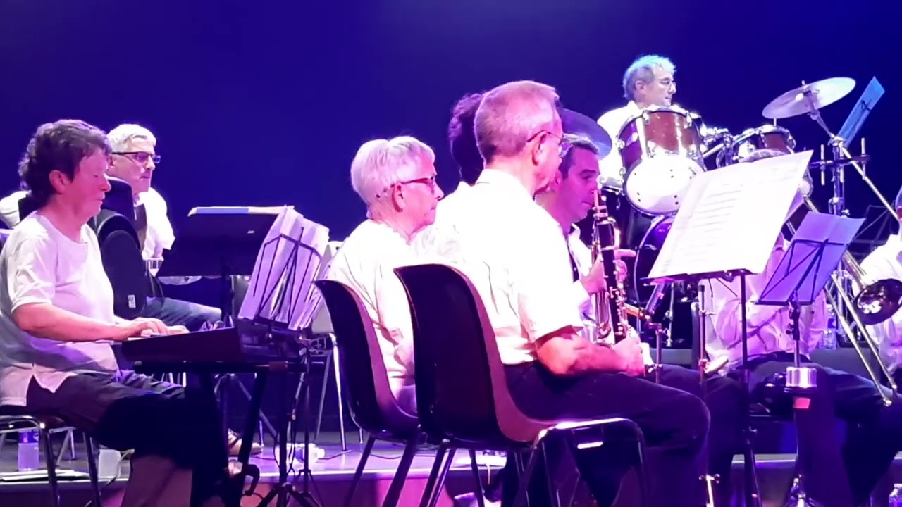BIG BAND de Saint Denis d'Orques - Proud Mary - J.C. Fogerty - arr Tom Johns