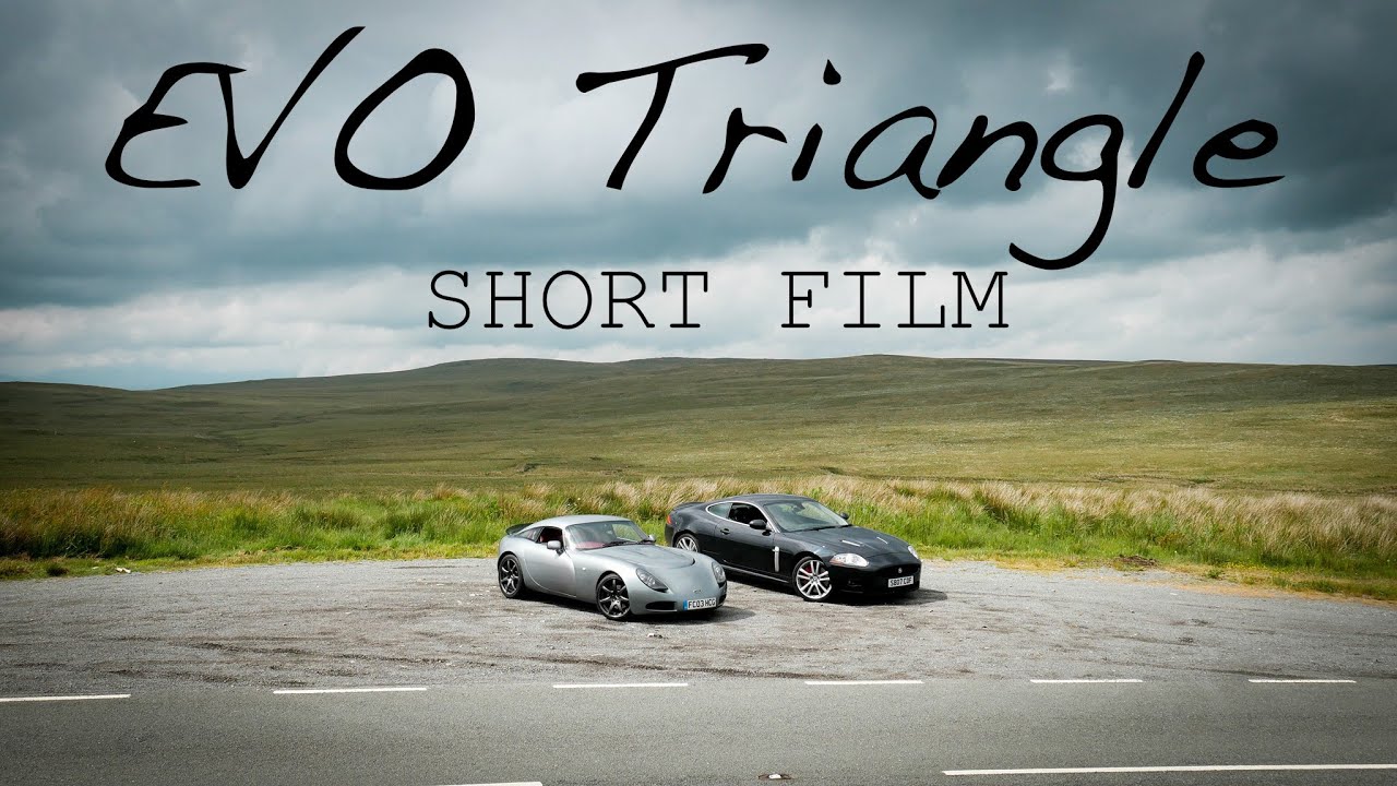 Evo Triangle short film: Jaguar XKR & TVR T350