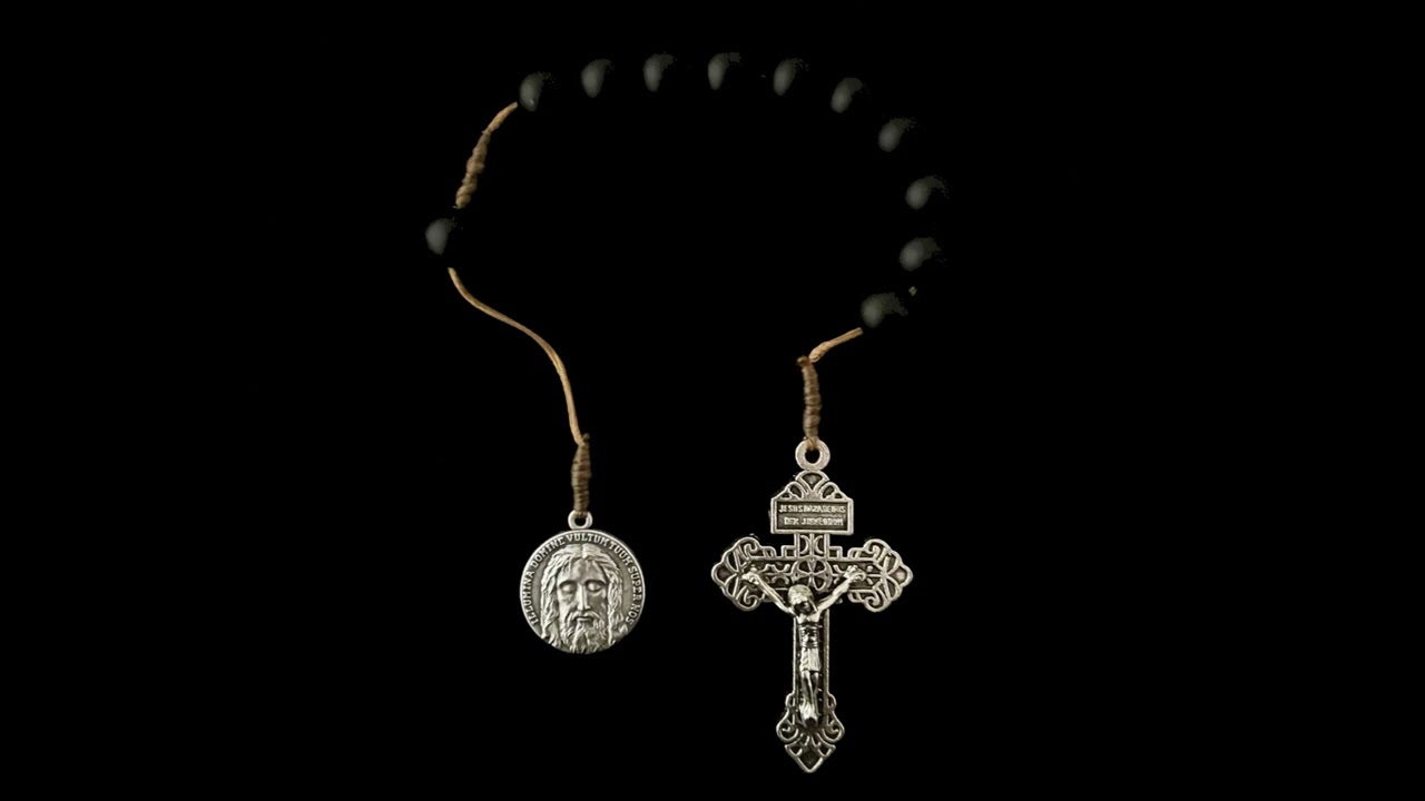 The Rosary- The Sorrowful Mysteries (Short) Face of Christ