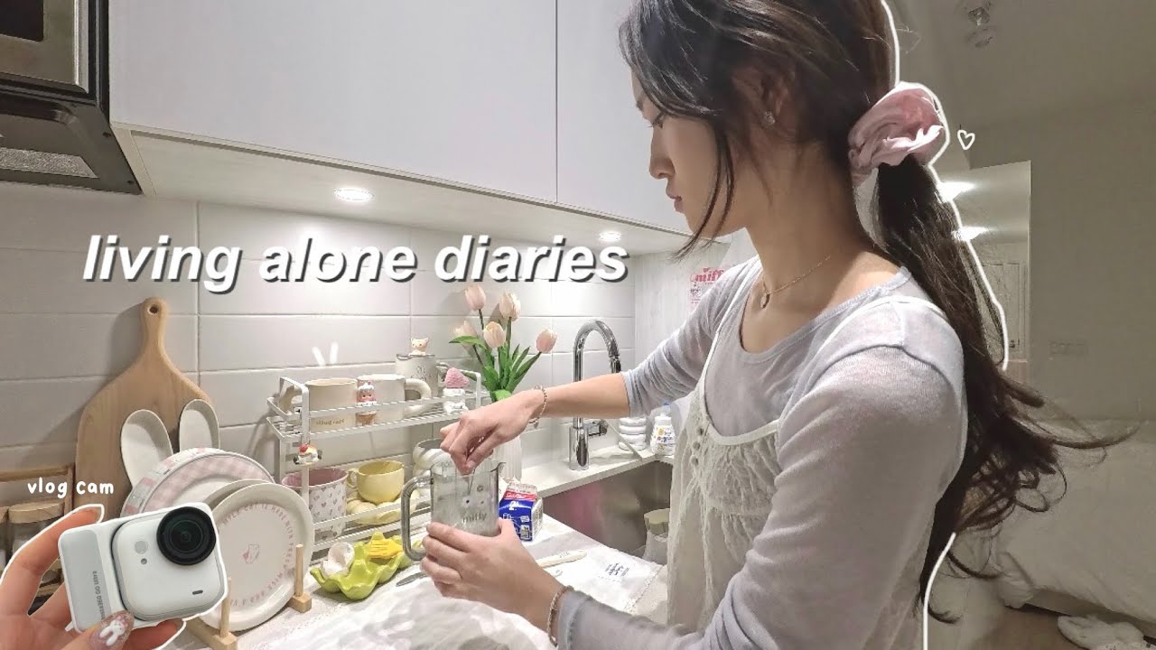 LIVING ALONE DIARIES: first days in my apartment, cooking meals, grocery shopping, vlogging cam