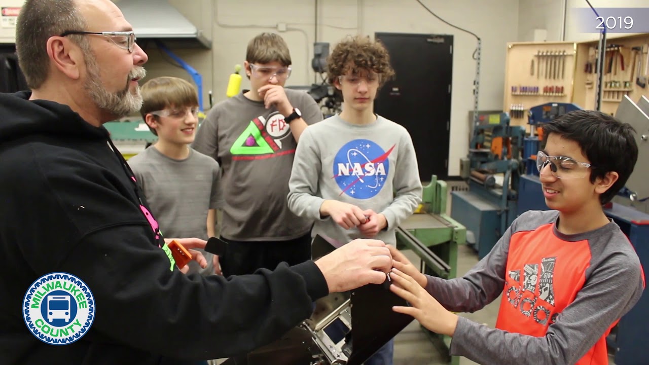 Robotics Team Rebuilds MCTS Farebox to Help Teach Kids Who Are Visually-Impaired How to Ride the Bus