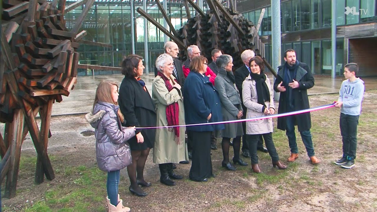 Un nom et une oeuvre d'art pour le collège de Biscarrosse