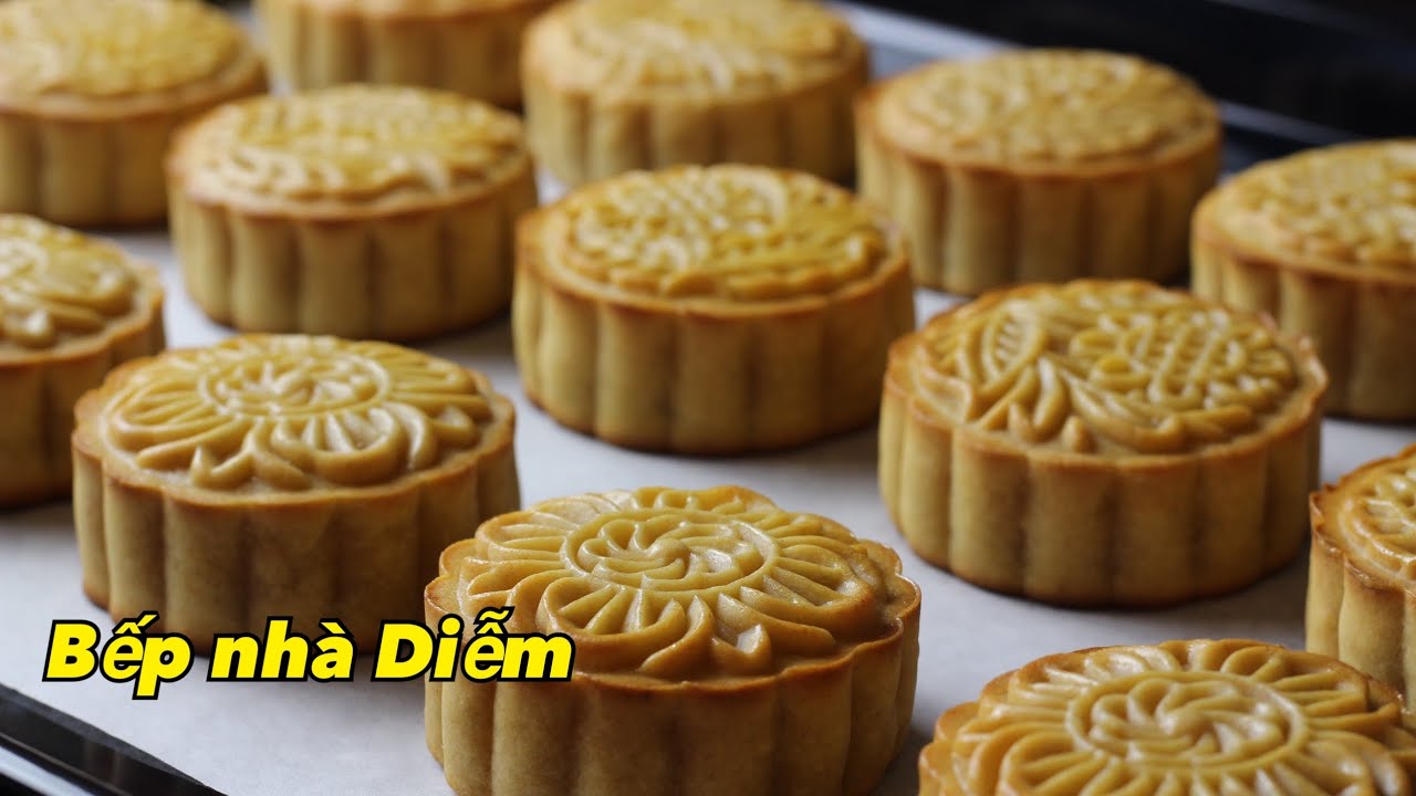 Bánh Trung Thu Nhân Đậu Xanh - Mung Bean Mooncake - Cách làm bánh thơm ngon tại nhà | Bếp Nhà Diễm |