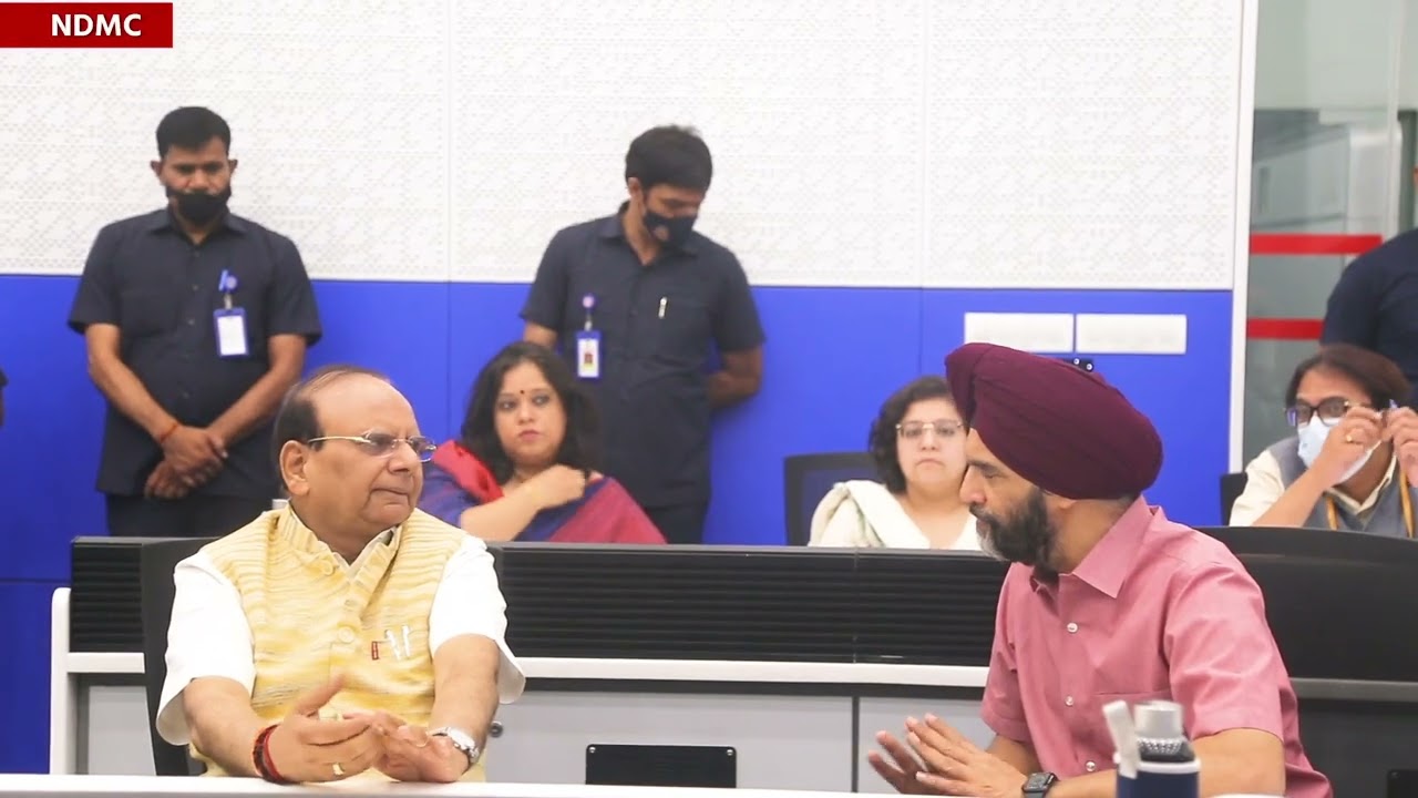 Lt. Governor of Delhi visits NDMC Integrated Command & Control Centre (ICCC)