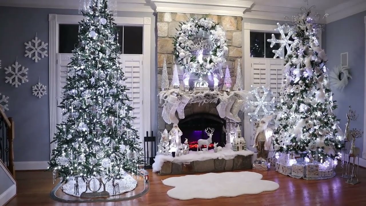 Christmas Decoration with Crystal Ornaments and Cool White Lights