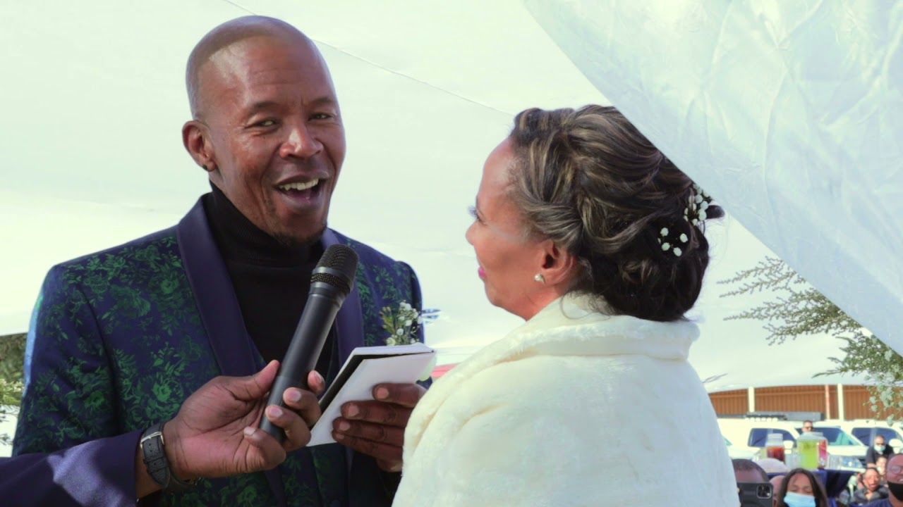 Mr & Mrs Vumazonke