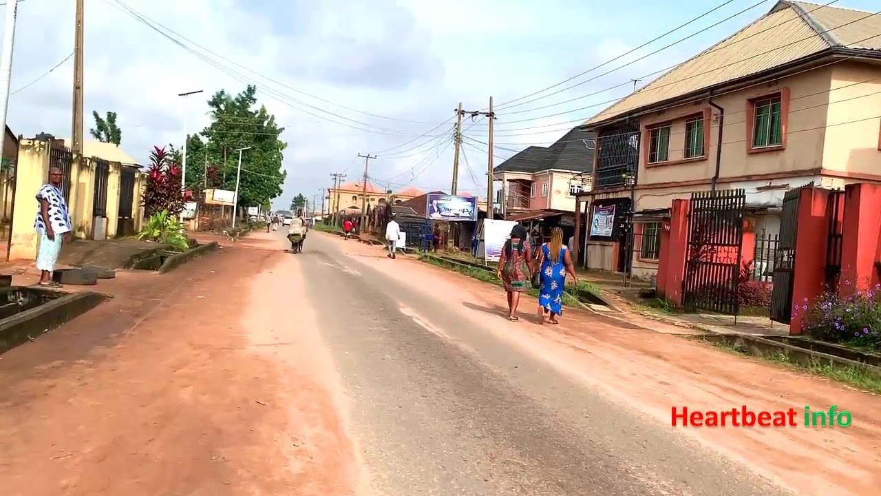 walk inside Nekpennekpen road | off Third east circular road | walk inside Benin city