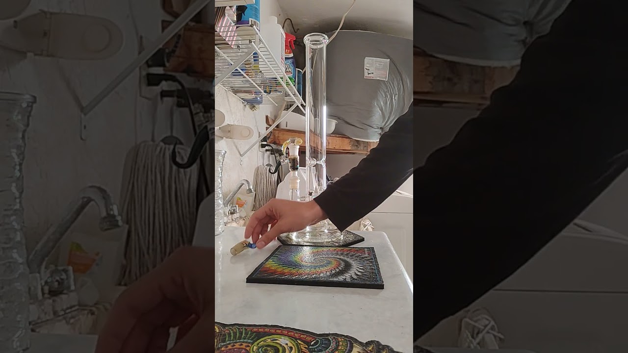 Sovereignty glass, vetro glass, scientific inhalations (si pipes) and R.K. glass