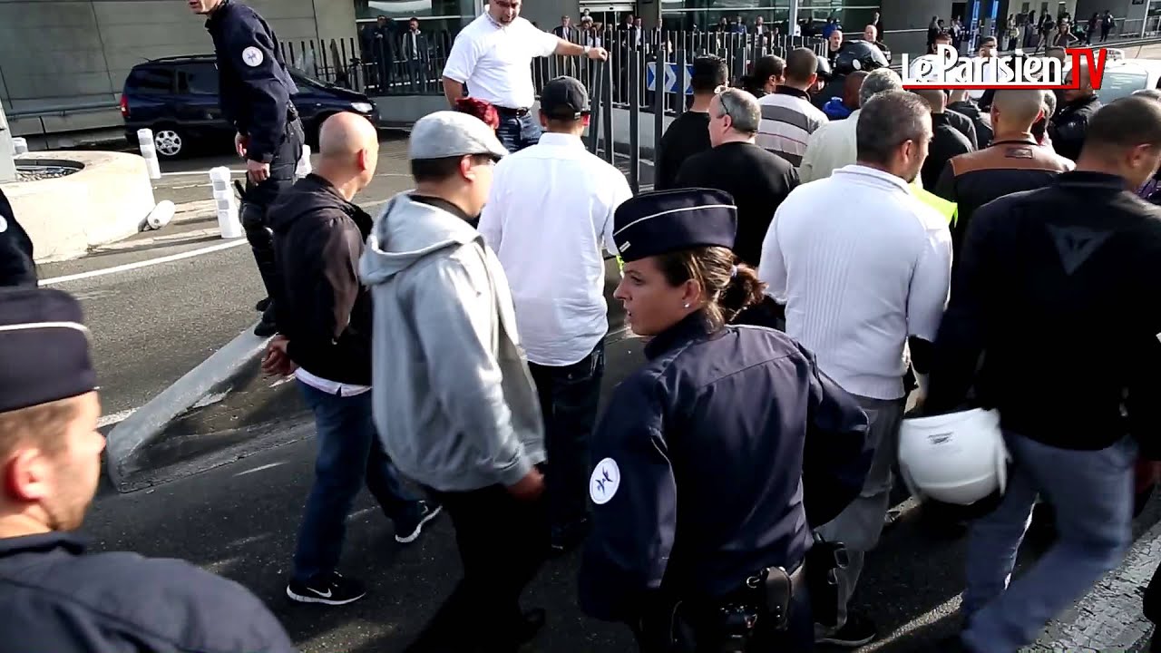 Grève des taxis : vives tensions à Roissy et galère pour les usagers