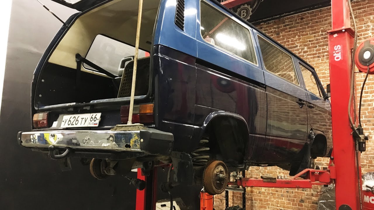 VW T3 Caravelle. 