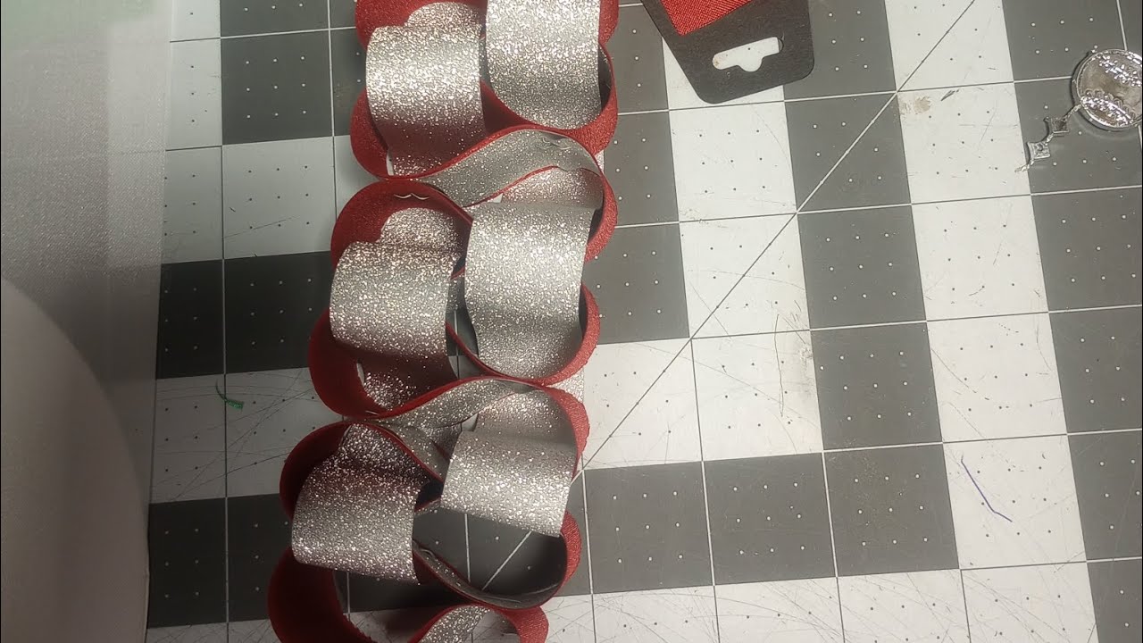 A new braid for homecoming mums ( the candy cane wave)