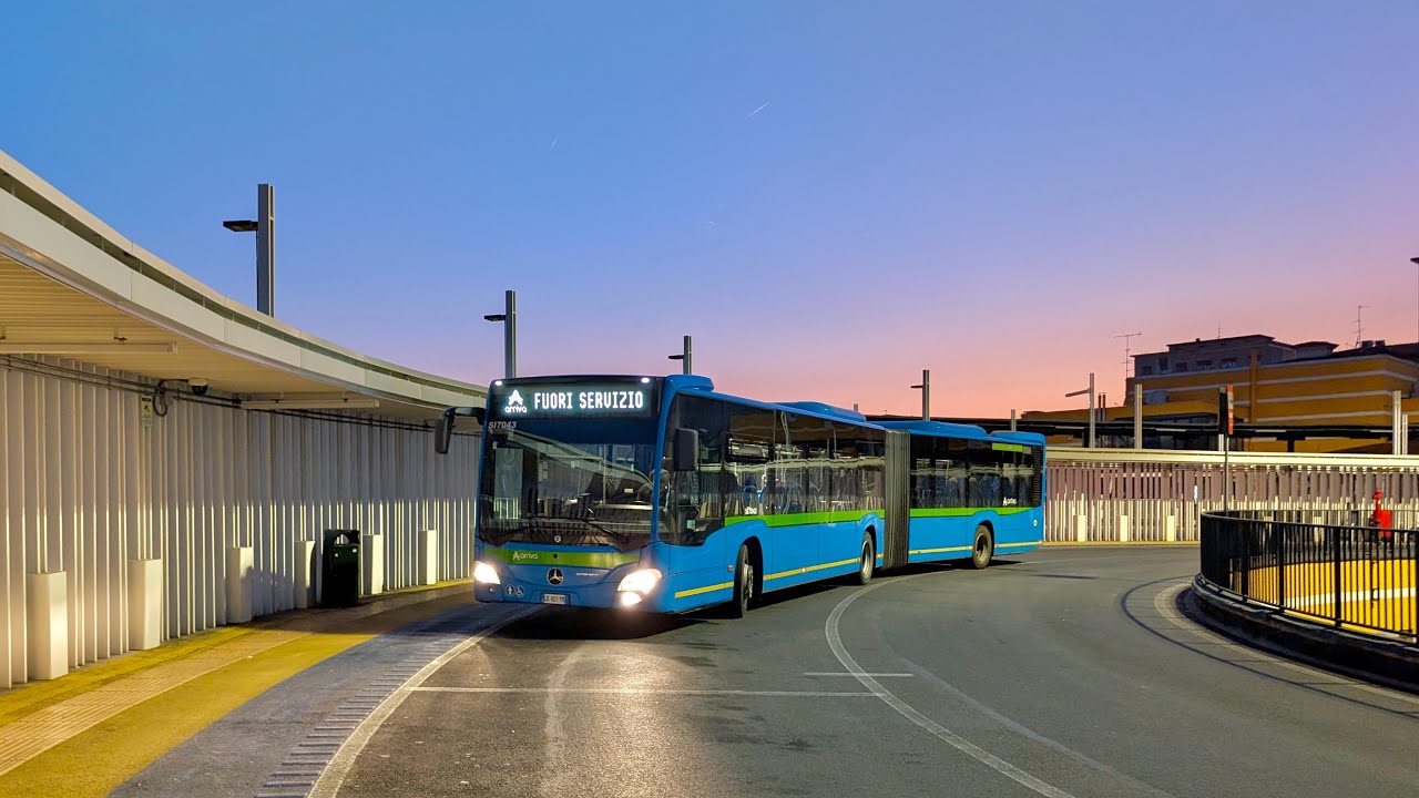 Mercedes-Benz Citaro C2 GÜ Hybrid di Arriva, matricola SI7043, sulla linea LN026