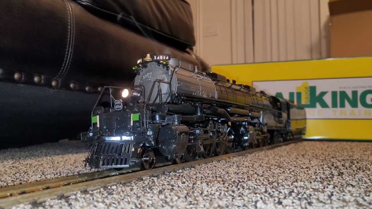 Big Boy 4014 One Gauge MTH Railking Restoration Release High Gloss Black Oil Tender Double-Head