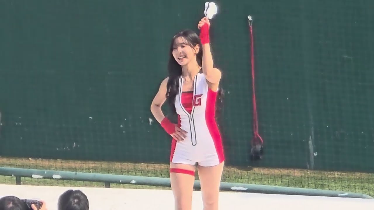 롯데자이언츠 스타팅라인업 💙⚾️ 시범경기인데도 팬들이 너무 많이 찾아주셨습니다 👍👍👍