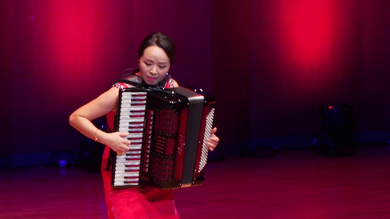 아코디언 연주 # 이철옥  Hungarian Dance No 5 (헝가리무곡)