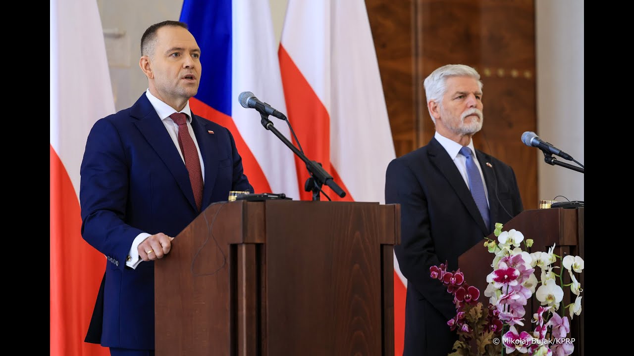 Praga. Spotkanie Prezydentów Polski i Czech z przedstawicielami mediów