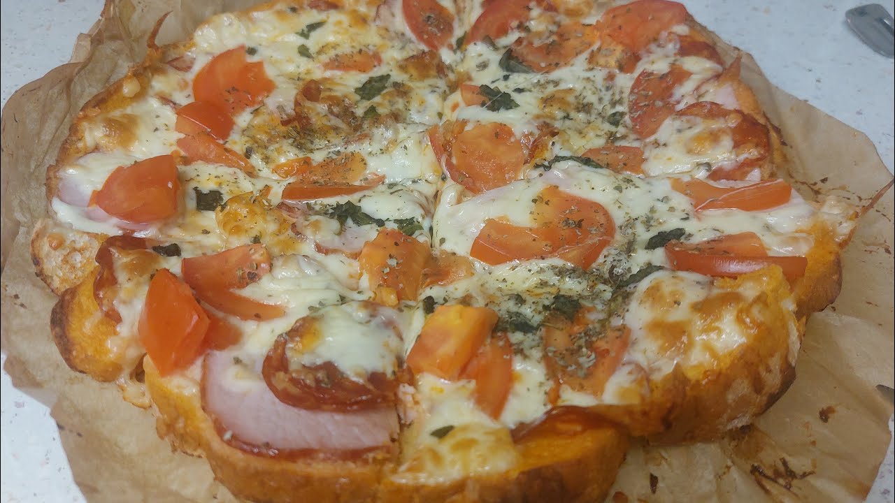 ZA 15 MINUTA PICA OD STAROG HLEBA - PIZZA FROM OLD BREAD IN 15 MINUTES