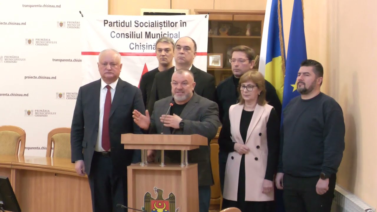 Briefing susținut de președintele PSRM, Igor Dodon, împreună cu consilierii fracțiunii PSRM din CMC