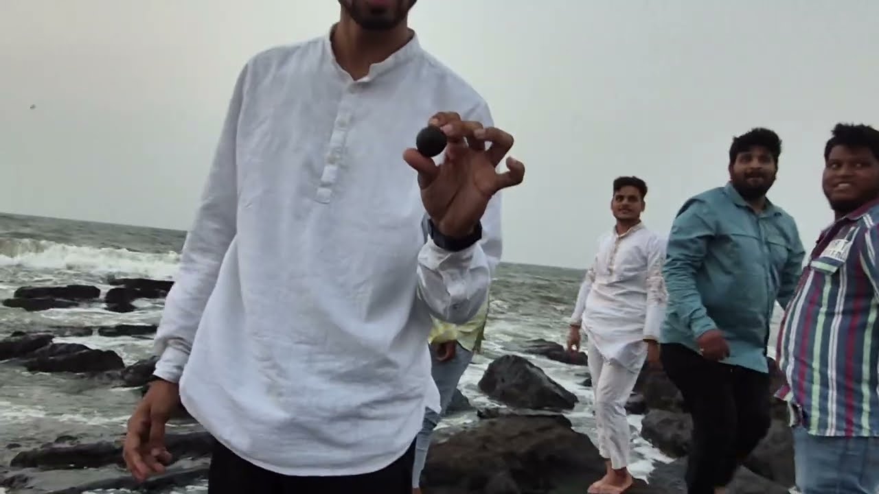 😱PART1 GOINGMumbaito hajiali Mosque Ramadan ChandRaat Night In ASRNamaz for offering SALAH🫡🤩🤯#shorts