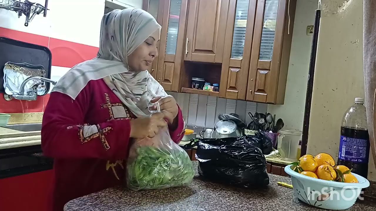 اللى انتى بتقولى ده مينفعش انت كده هتمنع حاجات كتير ممكن تتعمل😕