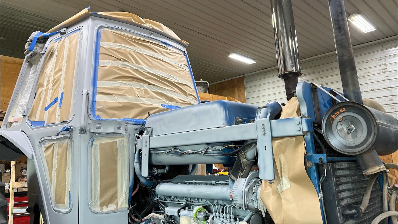 Restoring an old Ford 8700 | Ep. 3 - More prep and primer