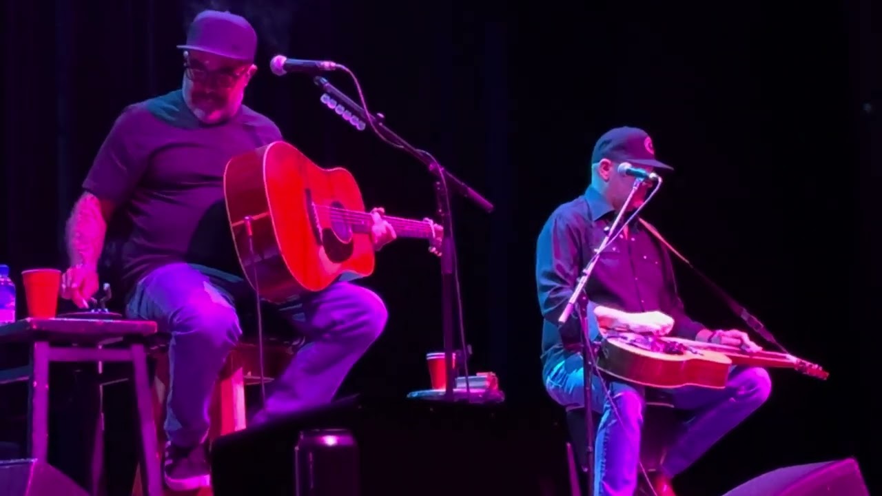 Aaron Lewis (Staind) / Wicked Game / American Patriot Tour / Rosemont Theatre, Rosemont, IL