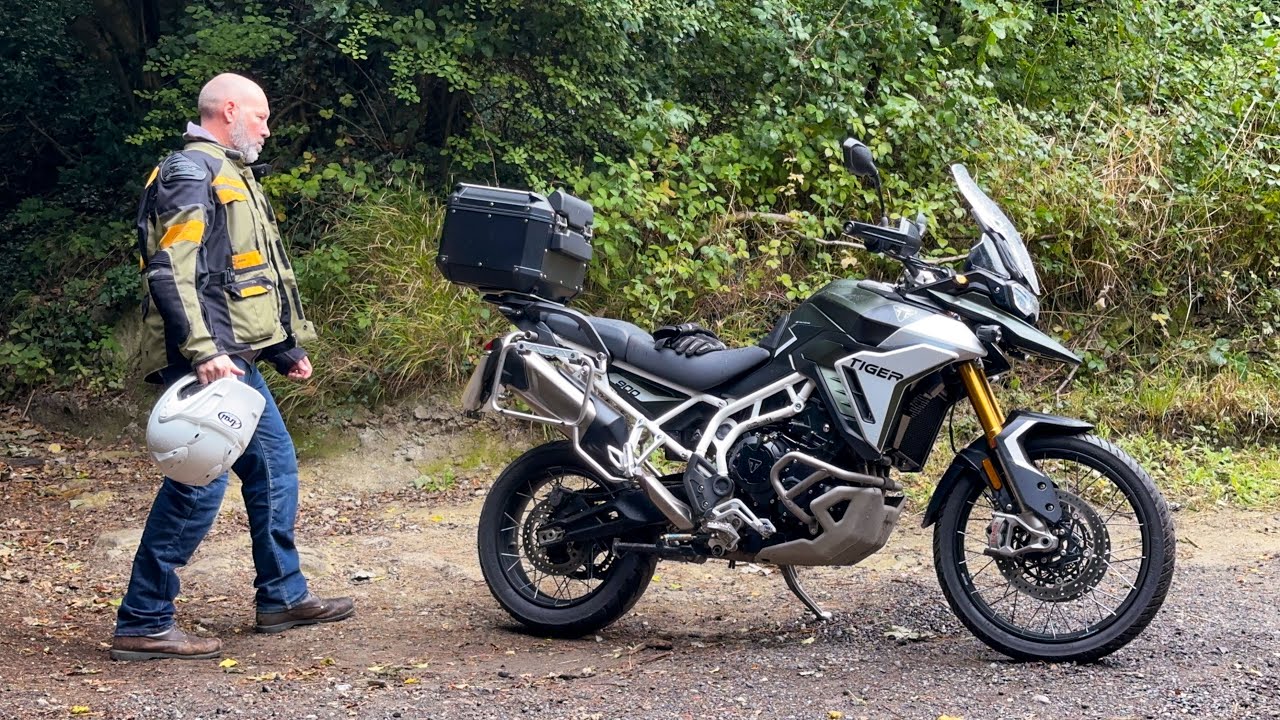 Triumph Tiger 900 Rally Pro - First Ride & My Press Bike Setup