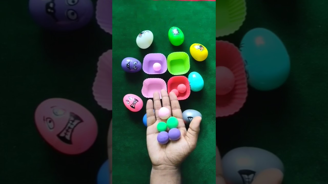 Playing with new Colour balls in hand 😍