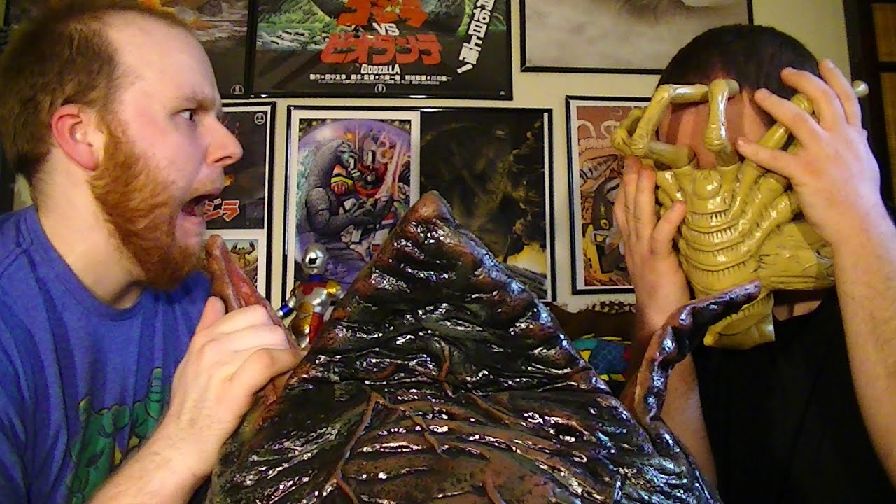 NECA ALIEN EGG AND FACEHUGGER - LIFESIZE 1/1 XENOMORPH REPLICA PROP UNBOXING AND REVIEW