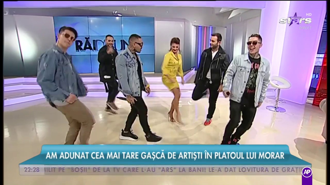 Alex Velea îl învaţă pe Morar mişcările sale celebre de dans!