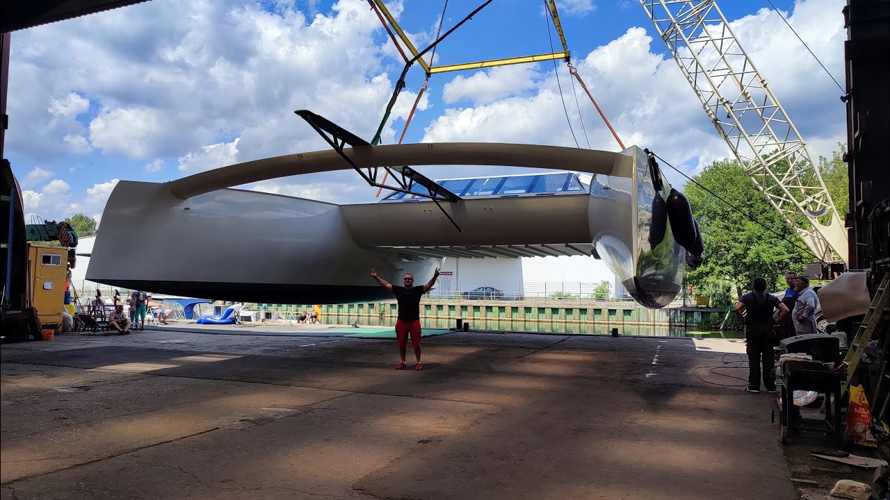 09. Строительство 15-метрового карбонового катамарана — «CarbonBee»