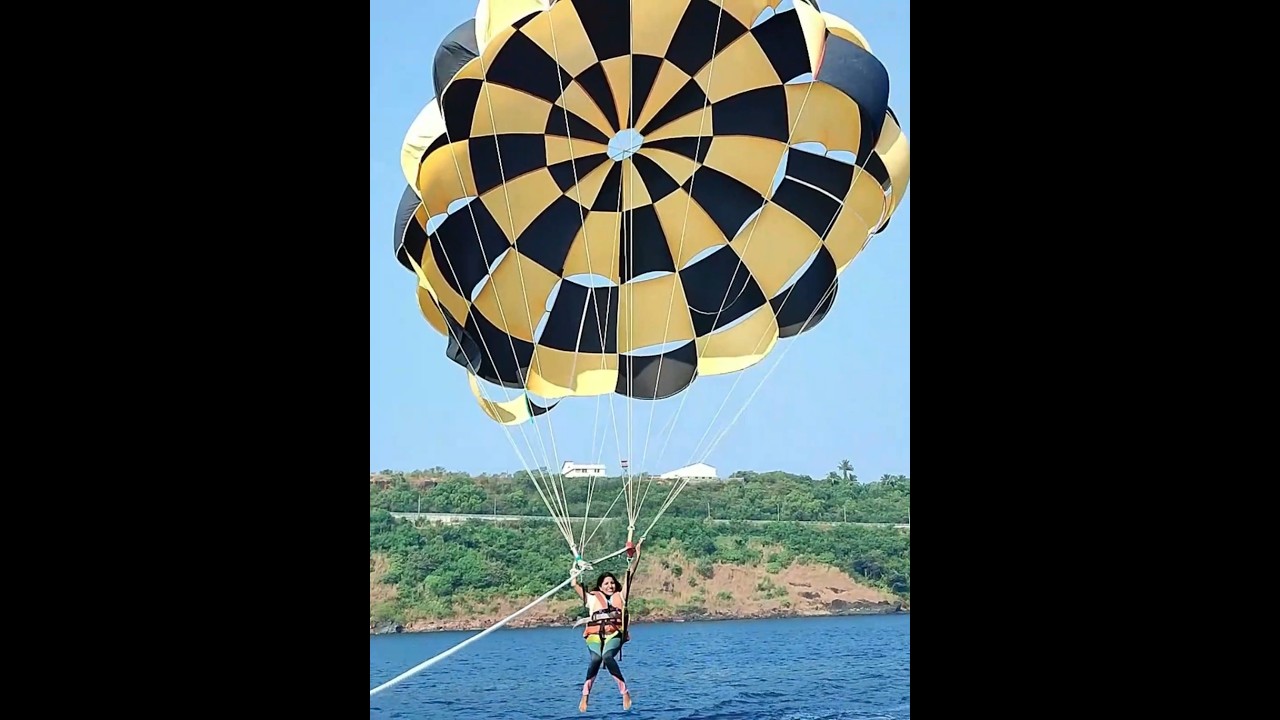 Watersports in Baga Beach Goa #goatourpackage #watersort #steptotravel