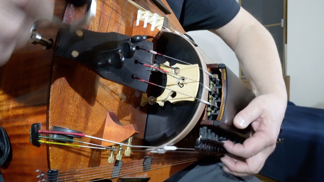 Seesaw Mode. Neo-Medieval Dance. Hurdy-Gurdy, Organ & Drum