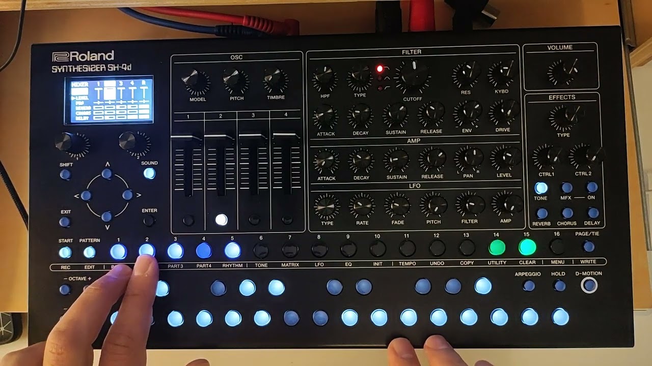 Friday afternoon house jam with the Roland SH-4d