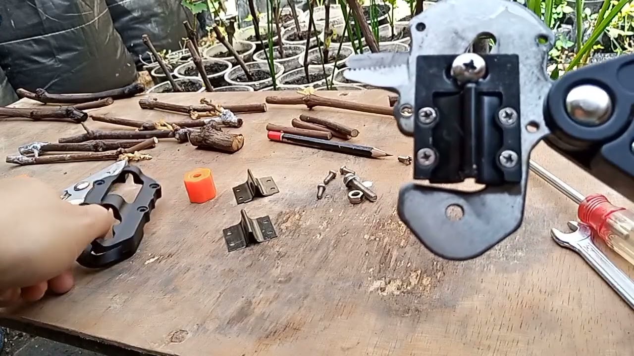 Grafting Tools (review)